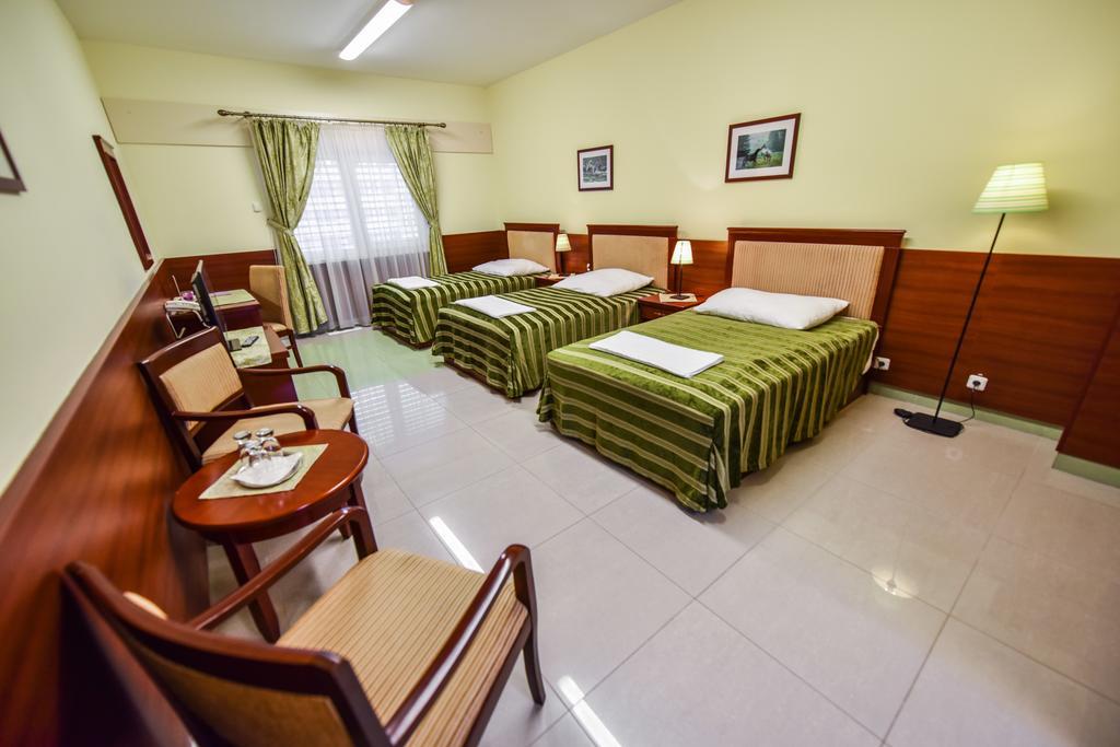 Hotel Raki