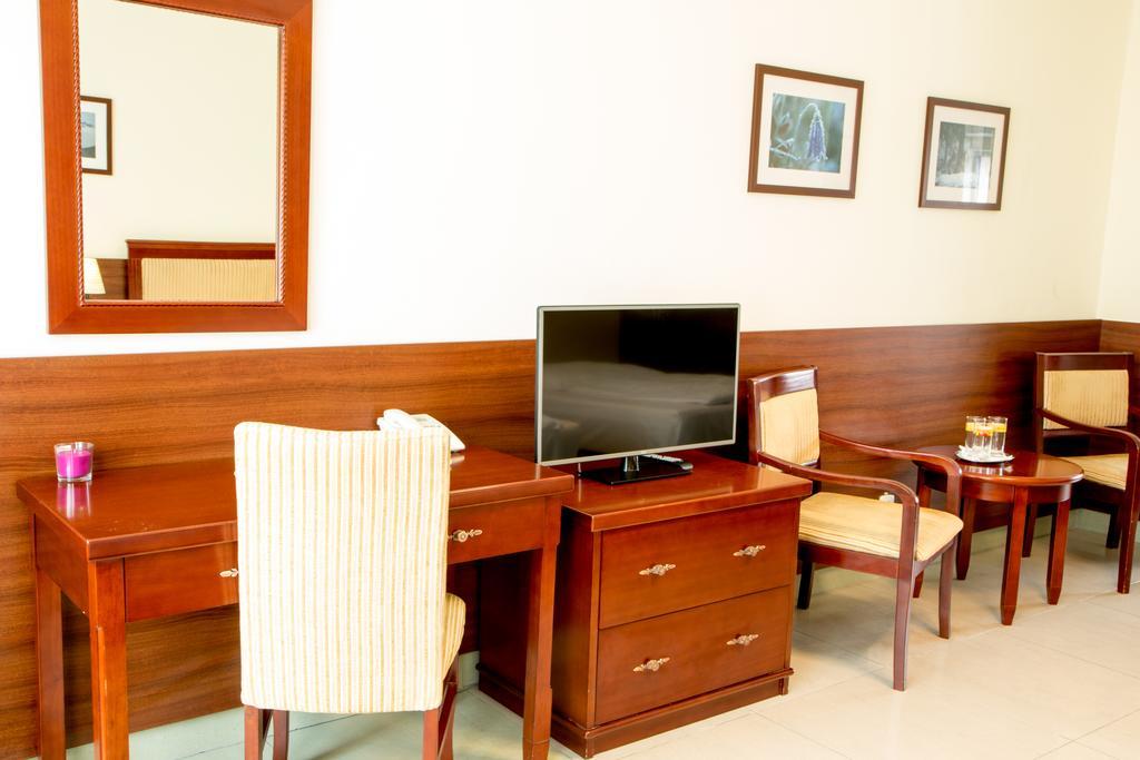 Hotel Raki 3*