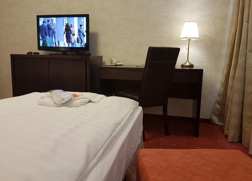 Nivy Hotel