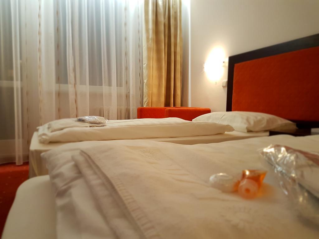 Nivy Hotel