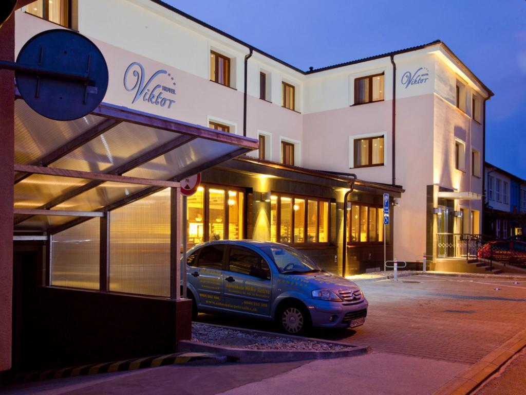 Viktor Hotel
