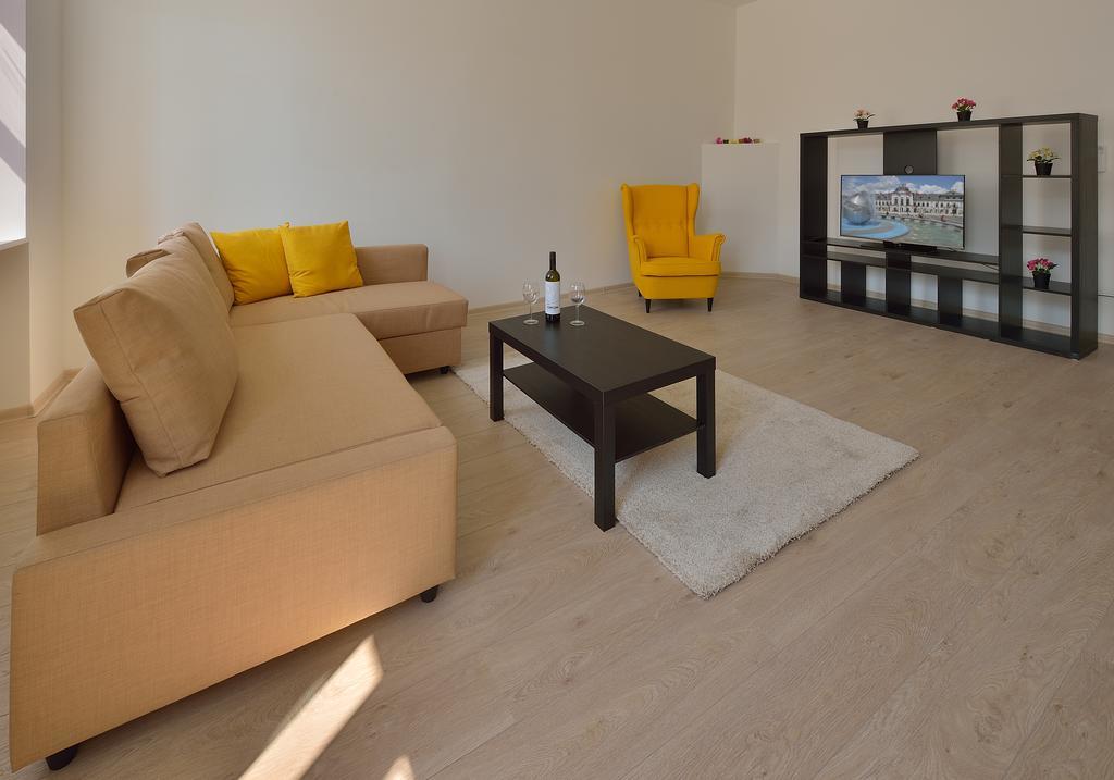 Ambiente Serviced - Palace Motesickych * Bratislava