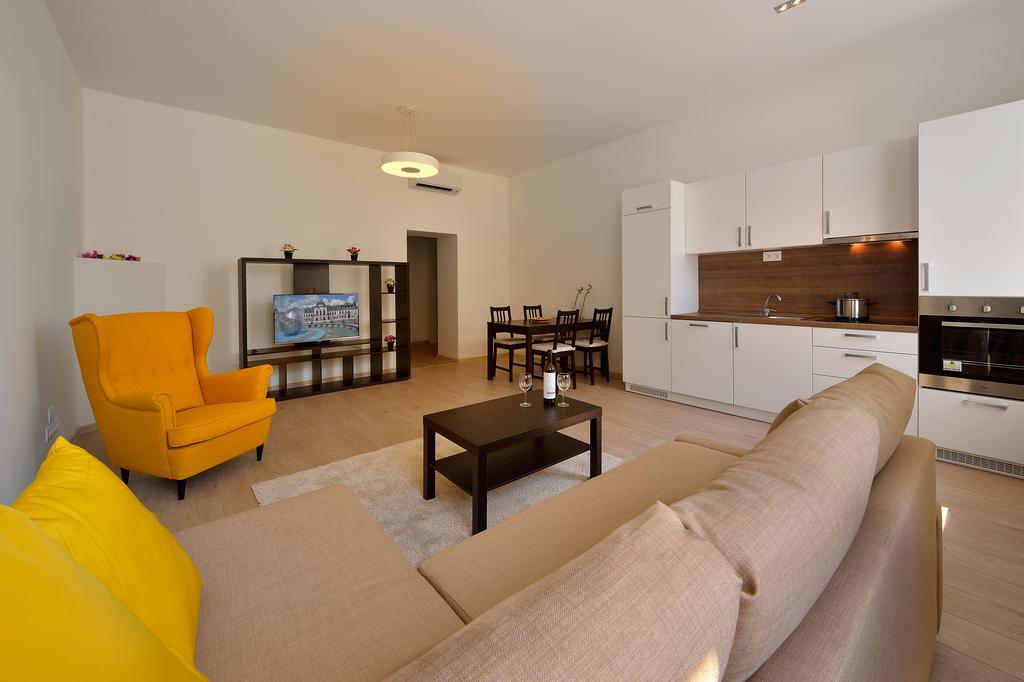 Ambiente Serviced - Palace Motesickych *