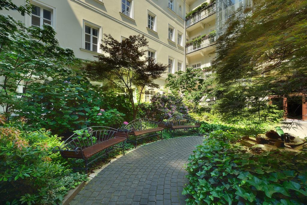 Ambiente Serviced - Palace Motesickych Apartment Bratislava