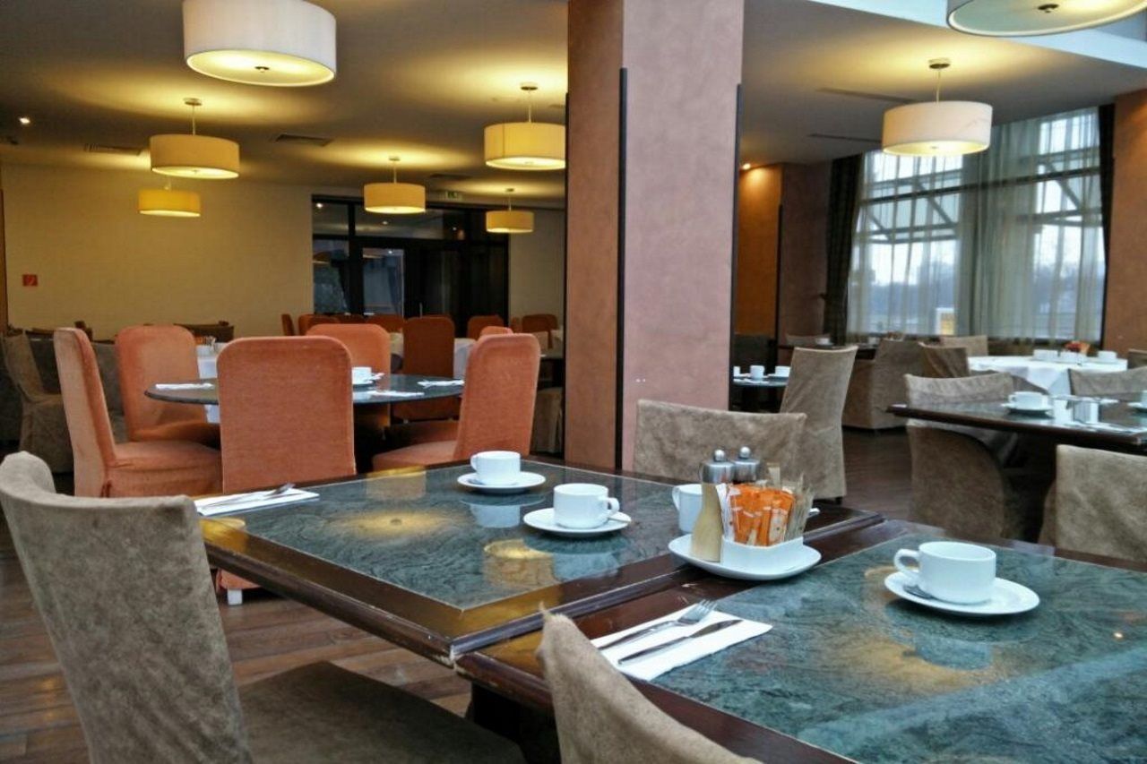 Hotel Park By Radisson Danube 4*
