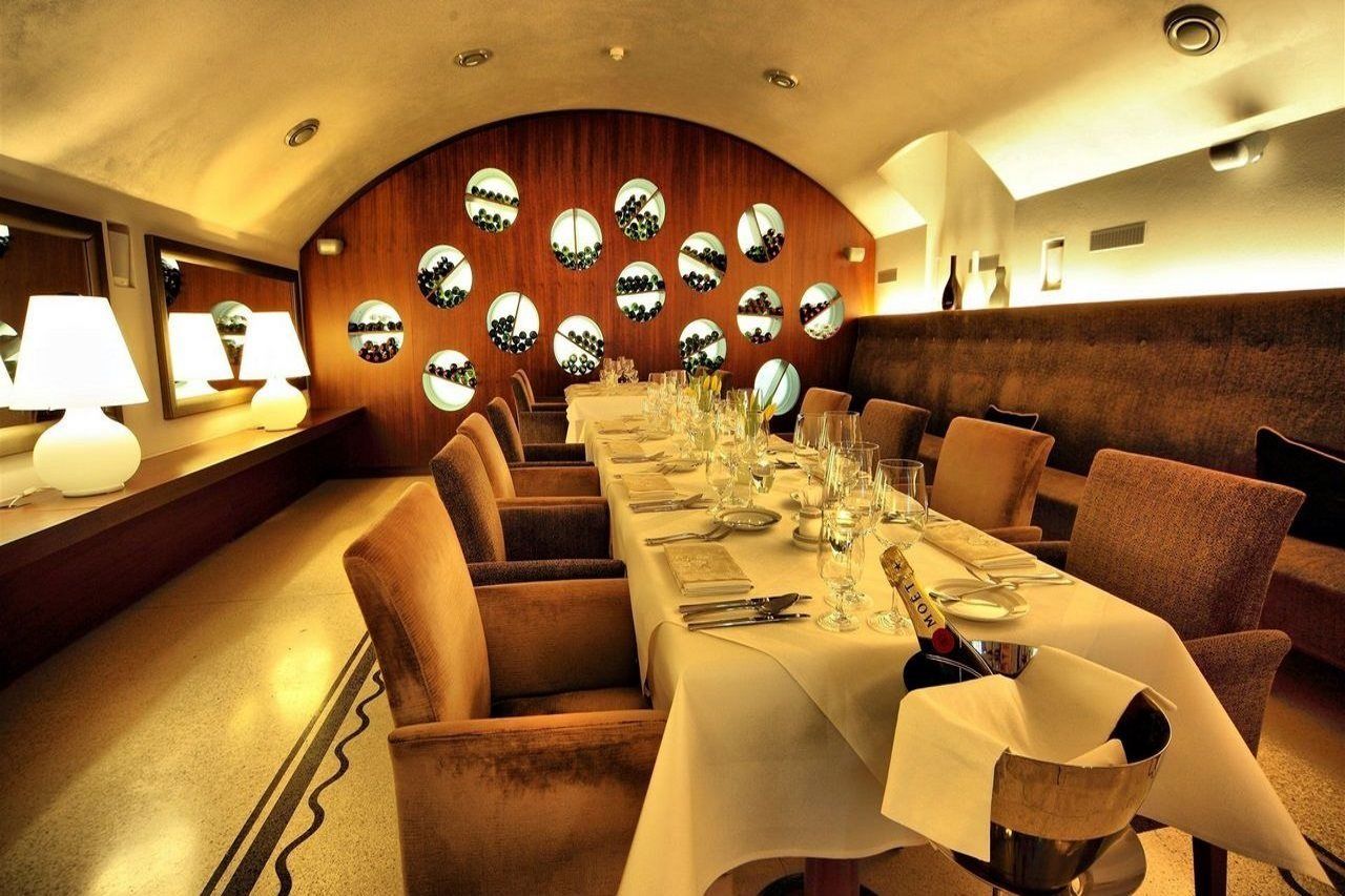 Roset & 4* Bratislava