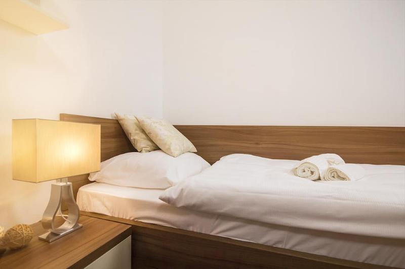 Garni Virgo 3*