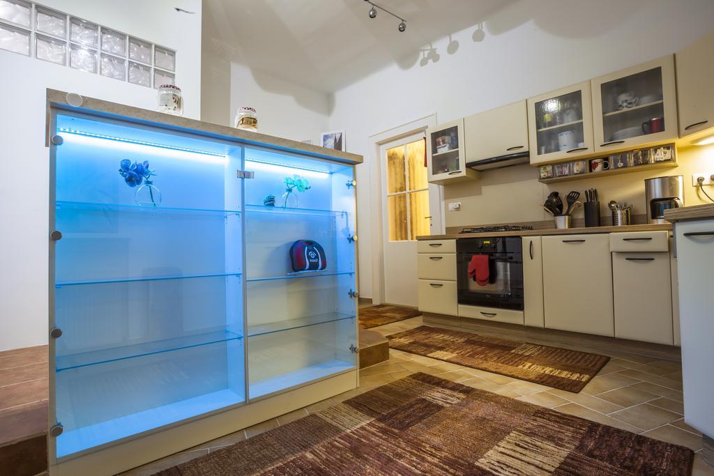 Luxury Air-conditioned In Old Town * Bratislava