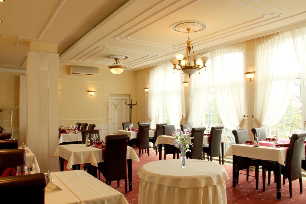 Luxury Garni Brix Hotel 3*
