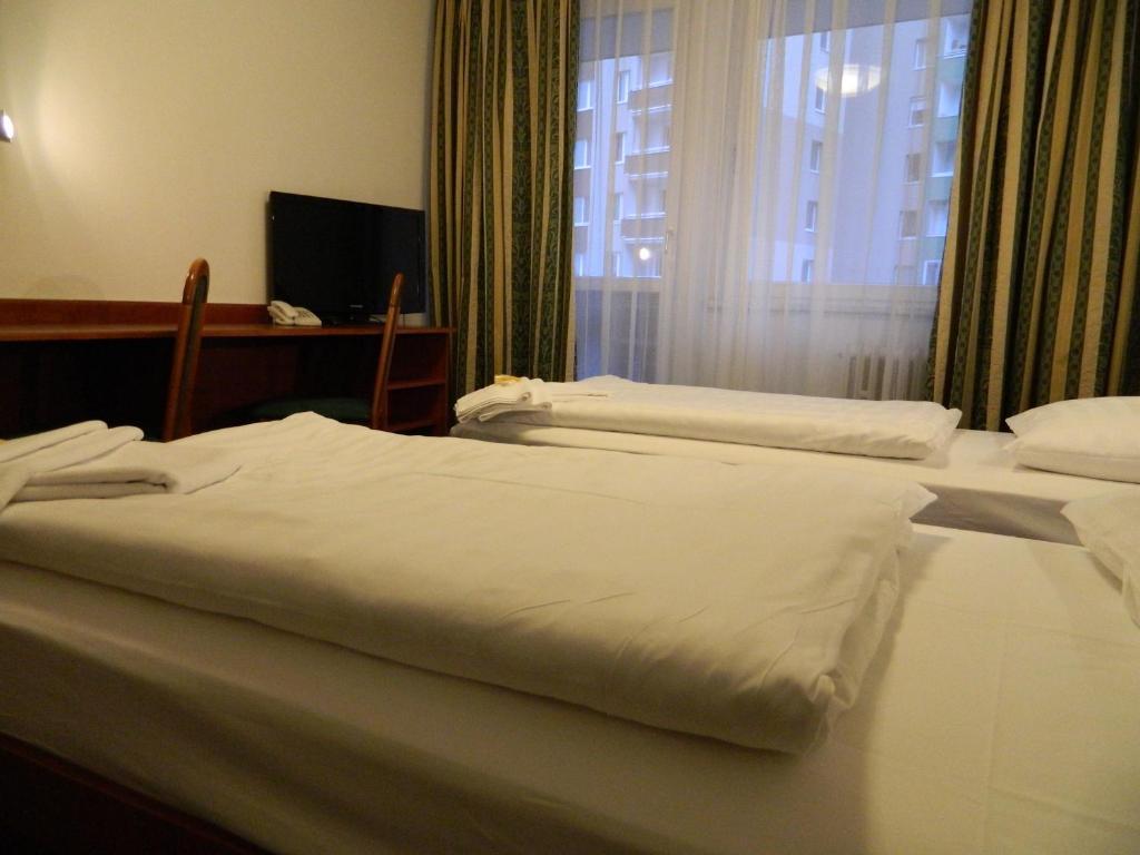 Nivy 3* Bratislava