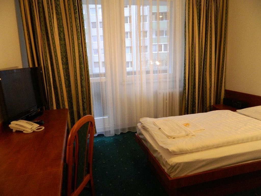 Nivy Hotel