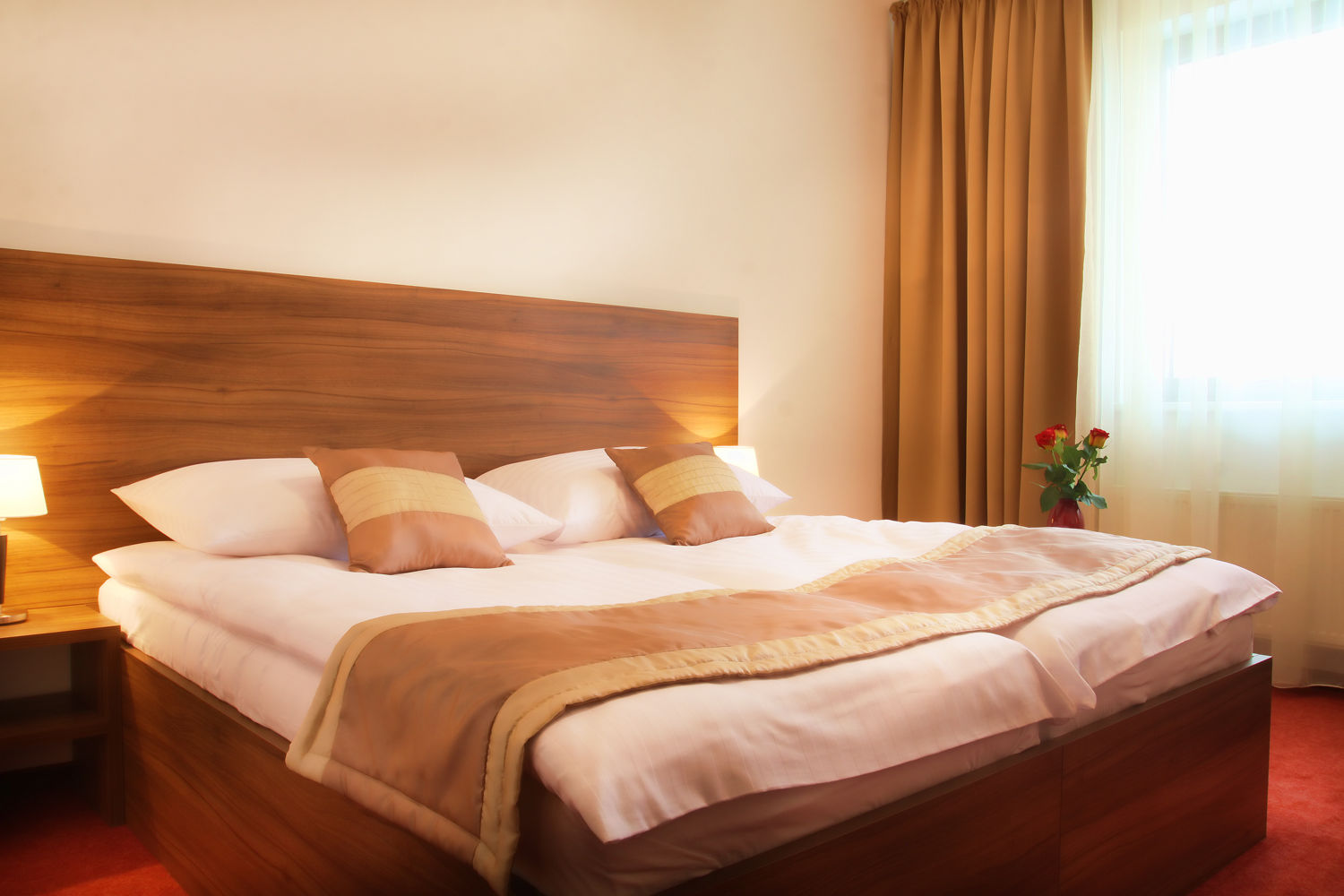 Saffron Hotel