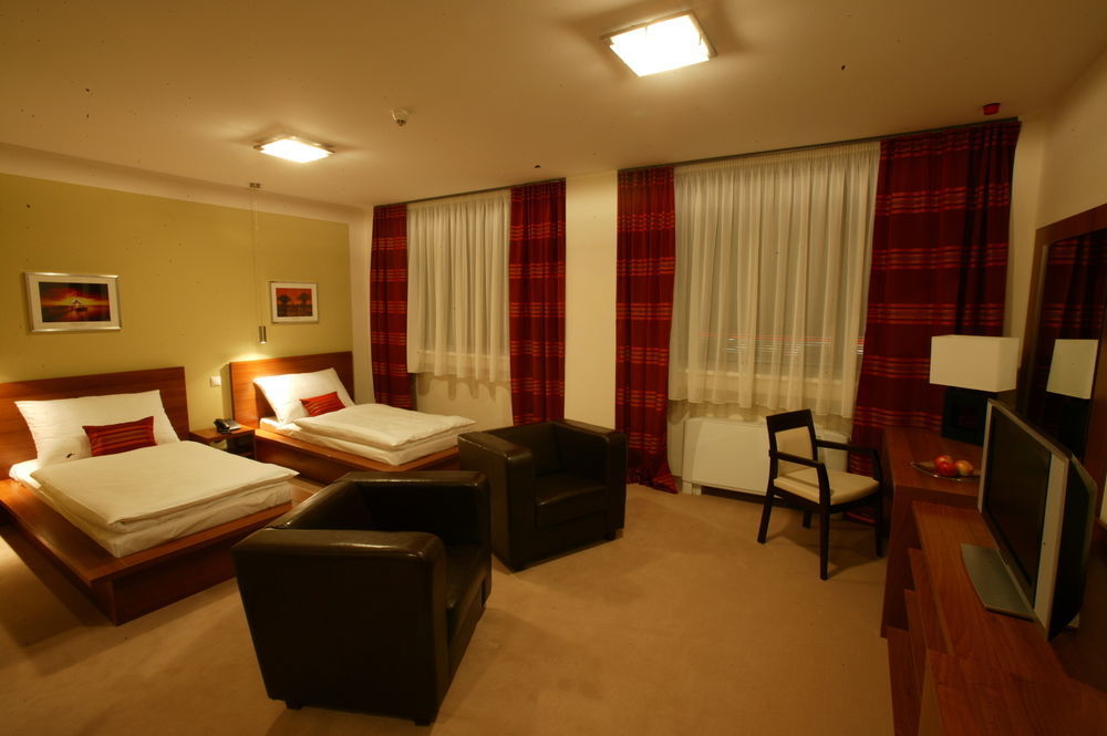 Aston 3* Bratislava