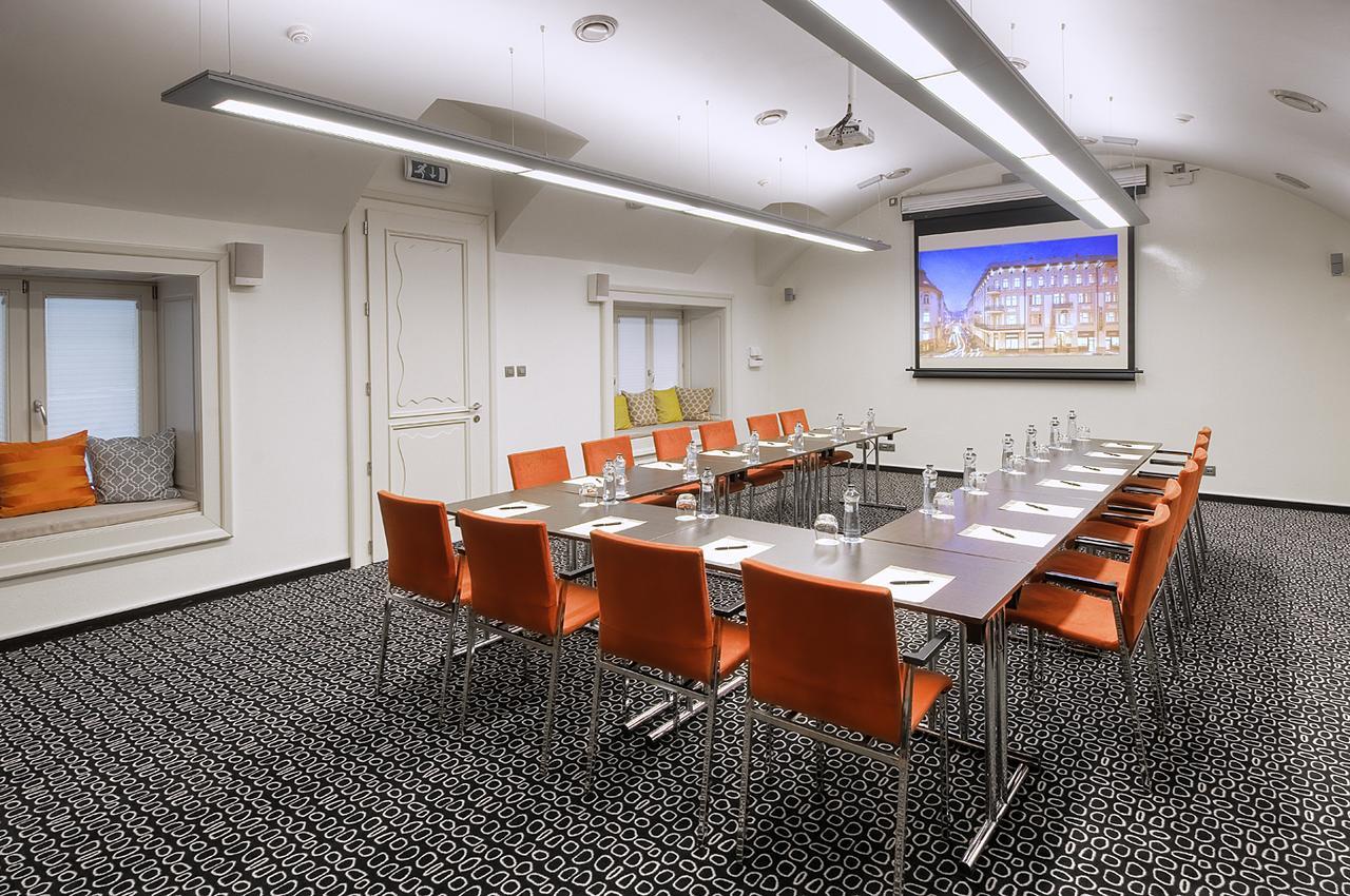Roset & 4* Bratislava