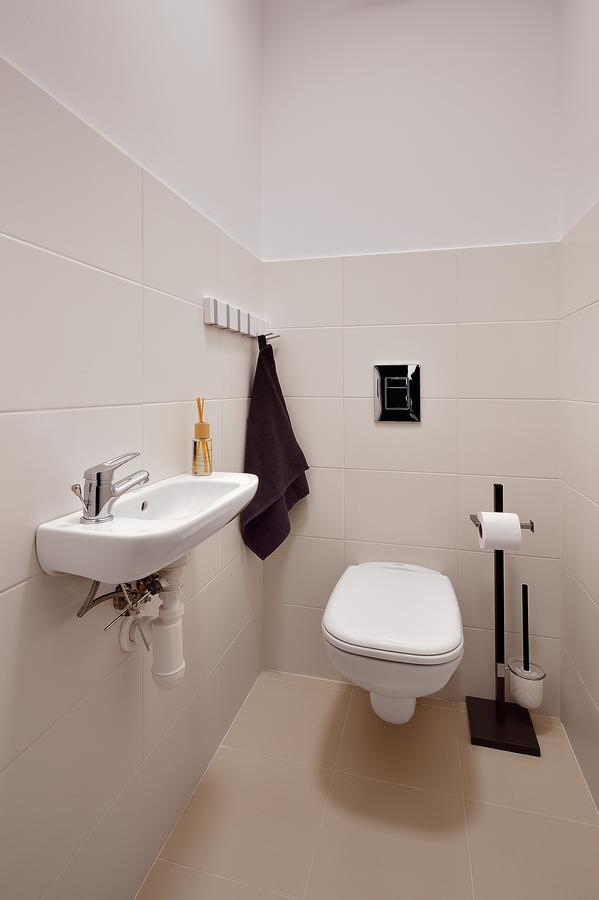 Apollis Business&budget By Ambiente * Bratislava