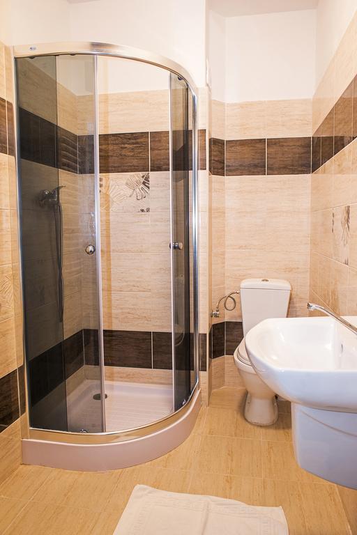 Downtown Hotel 3*