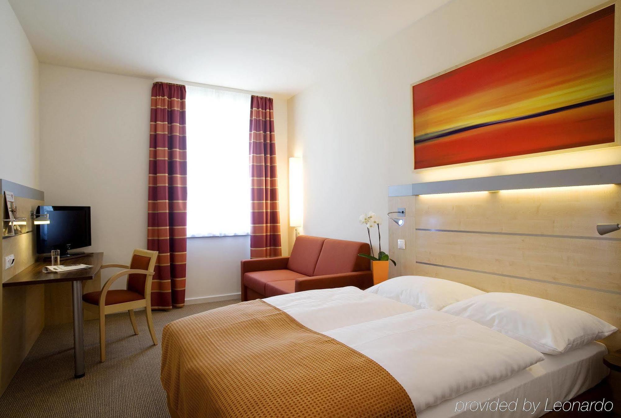 Vienna House Easy By Wyndham Hotel Bratislava