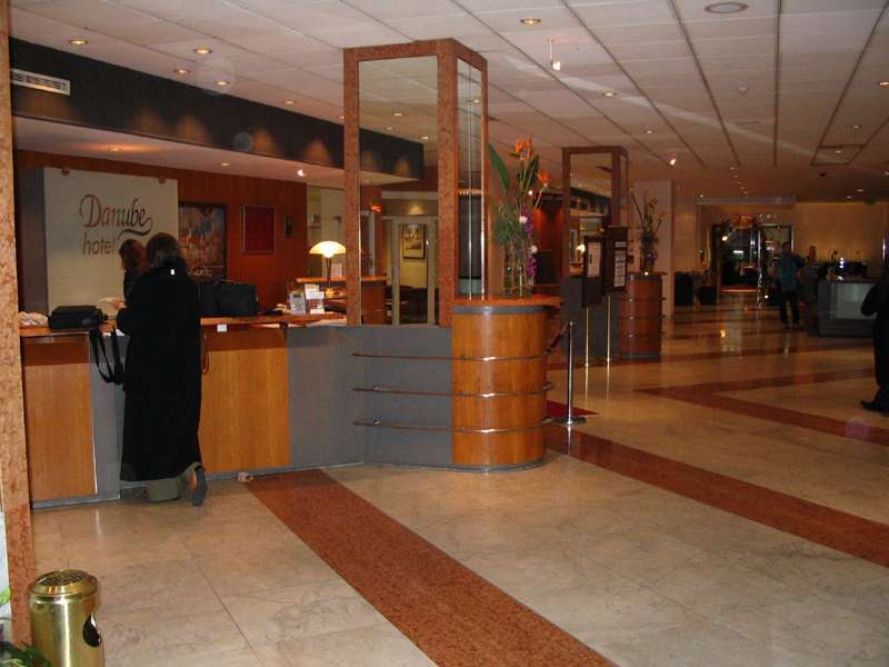 Hotel Park By Radisson Danube 4*
