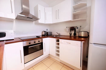 Apartment Ambiente Serviced - District Ii *