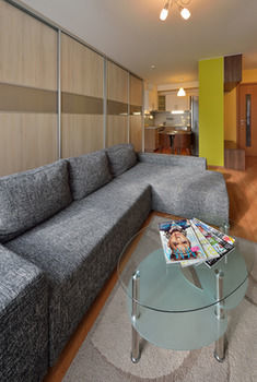 Ambiente Serviced - District Ii Apartment *