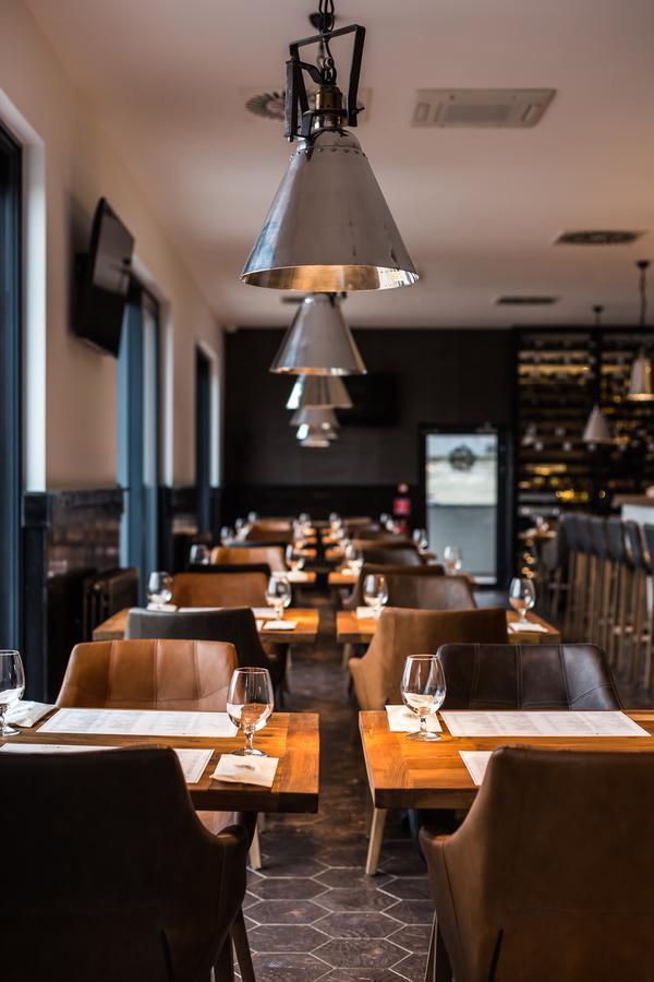 Hotel Barok And Bratislava