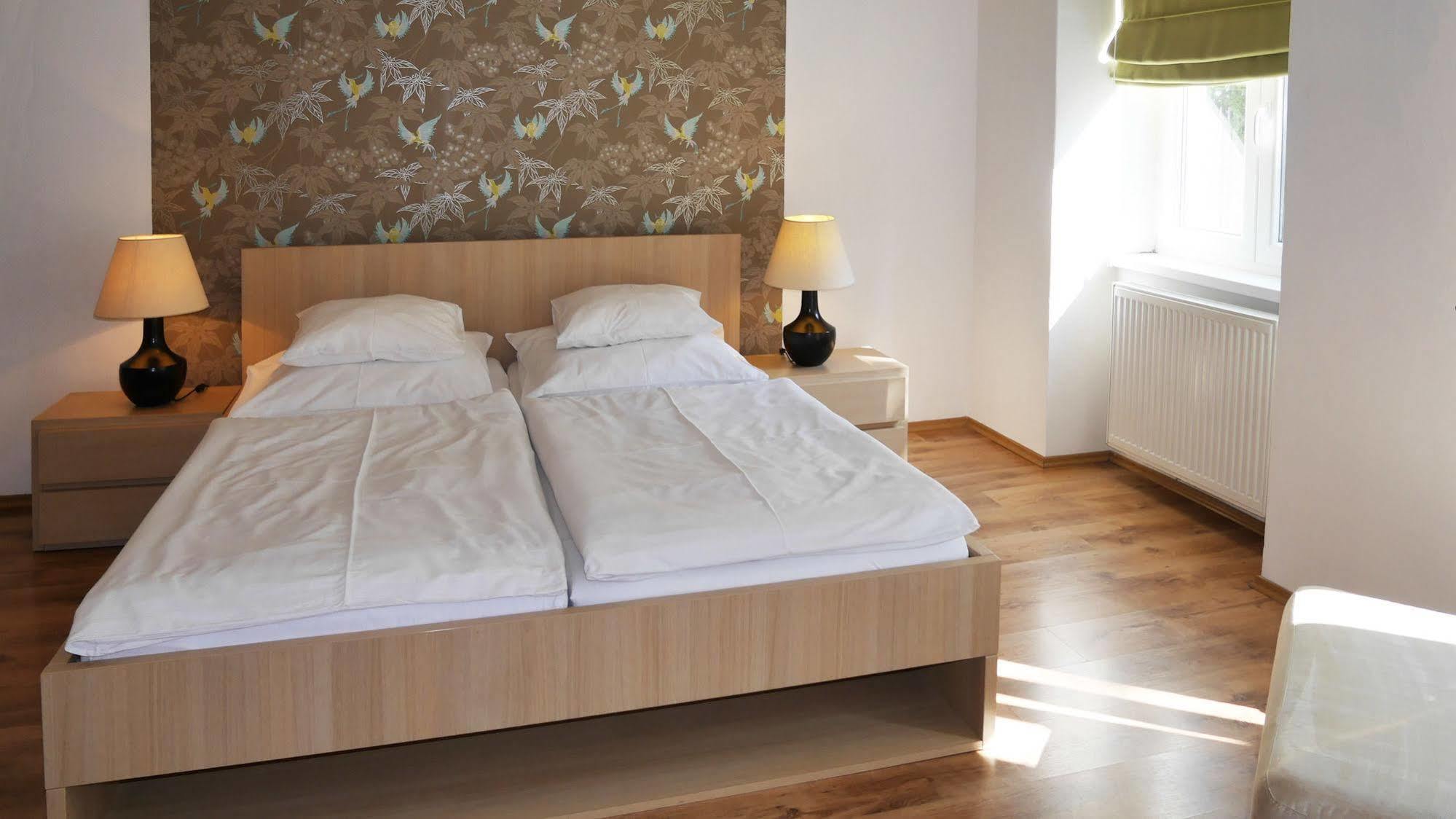 Courtyard Hotel 3*