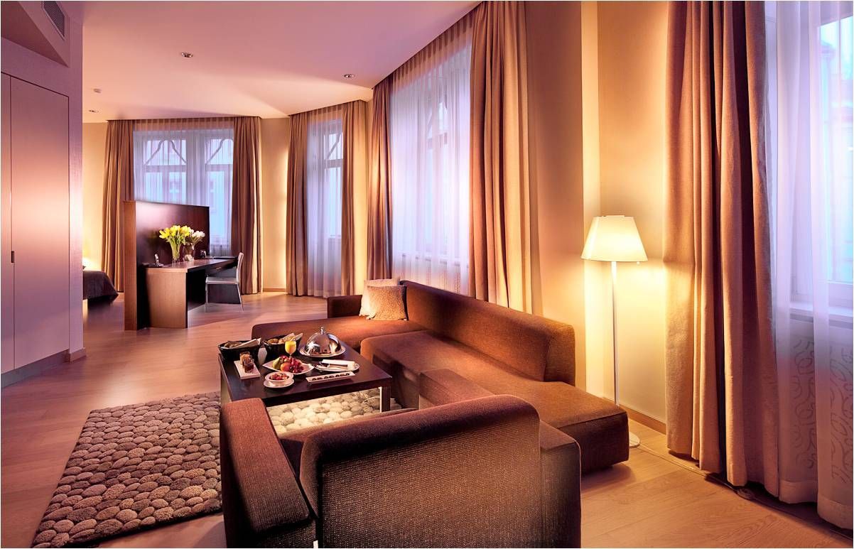Roset & 4* Bratislava
