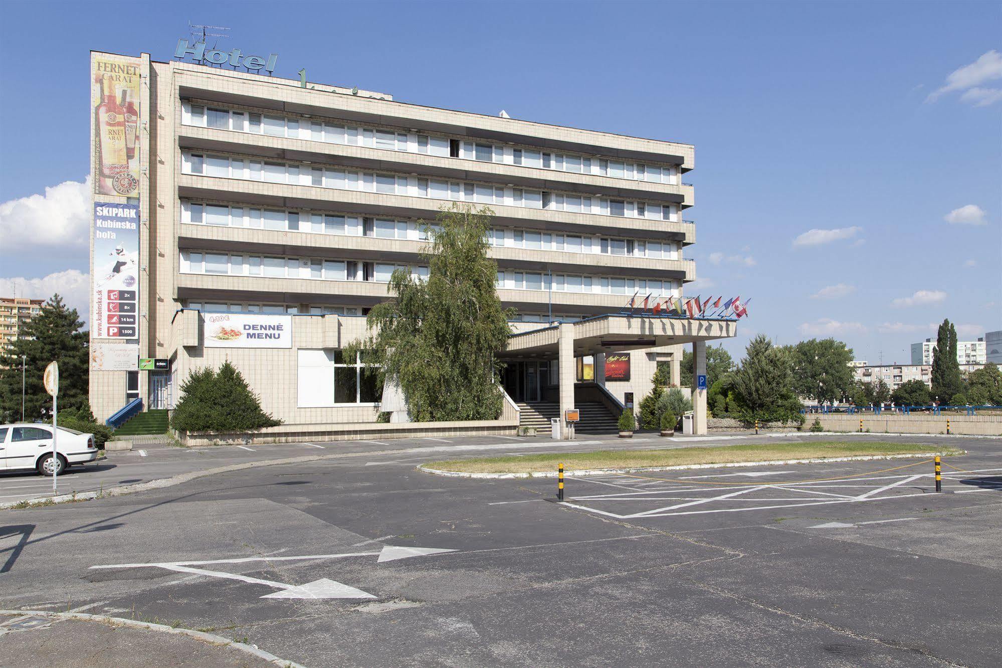Hotel Garni Junior 3*