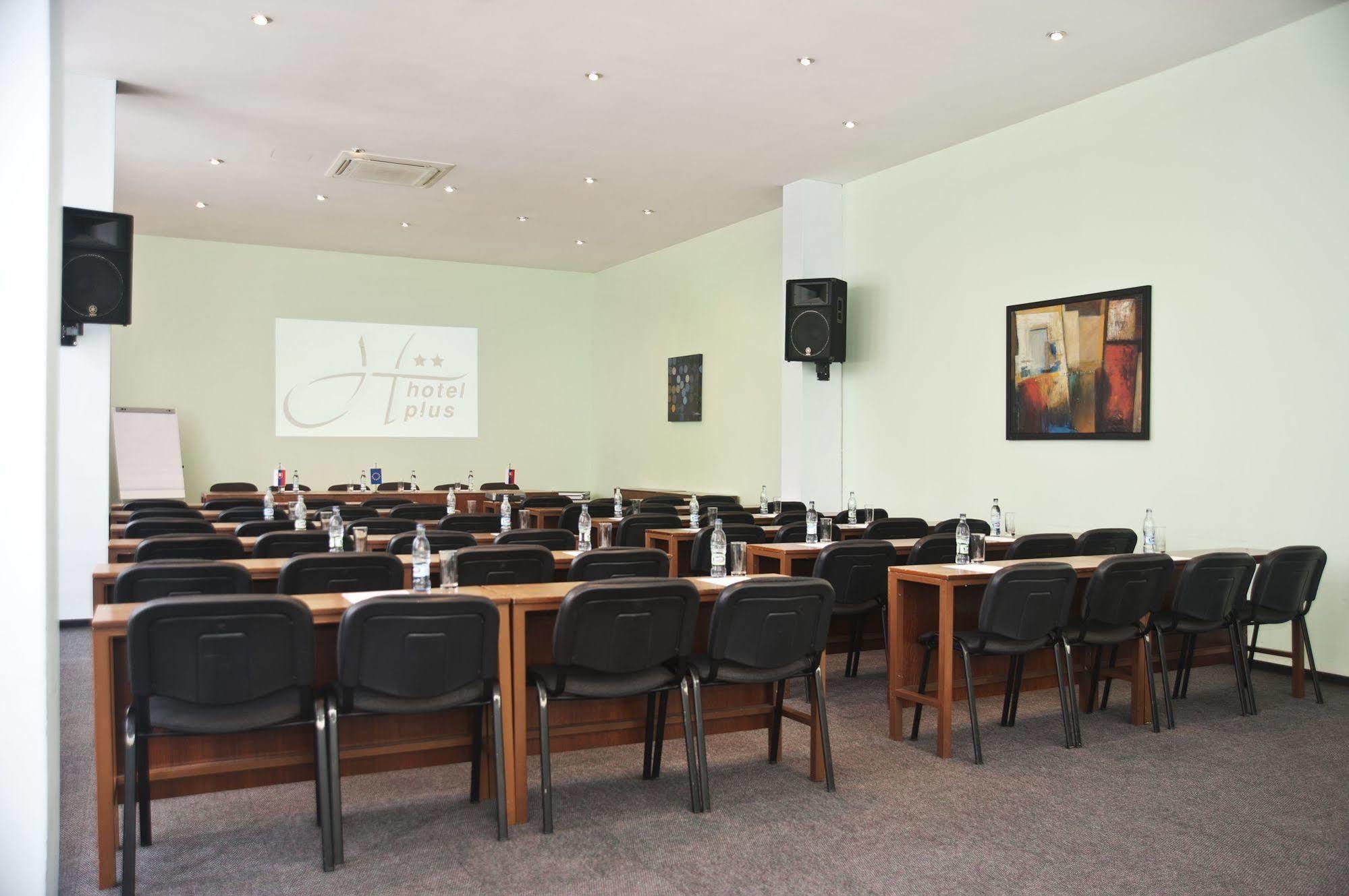 Hotel Plus 3*