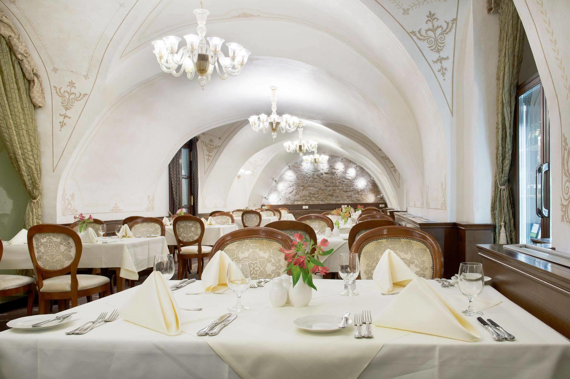 Arcadia Boutique Hotel 4*