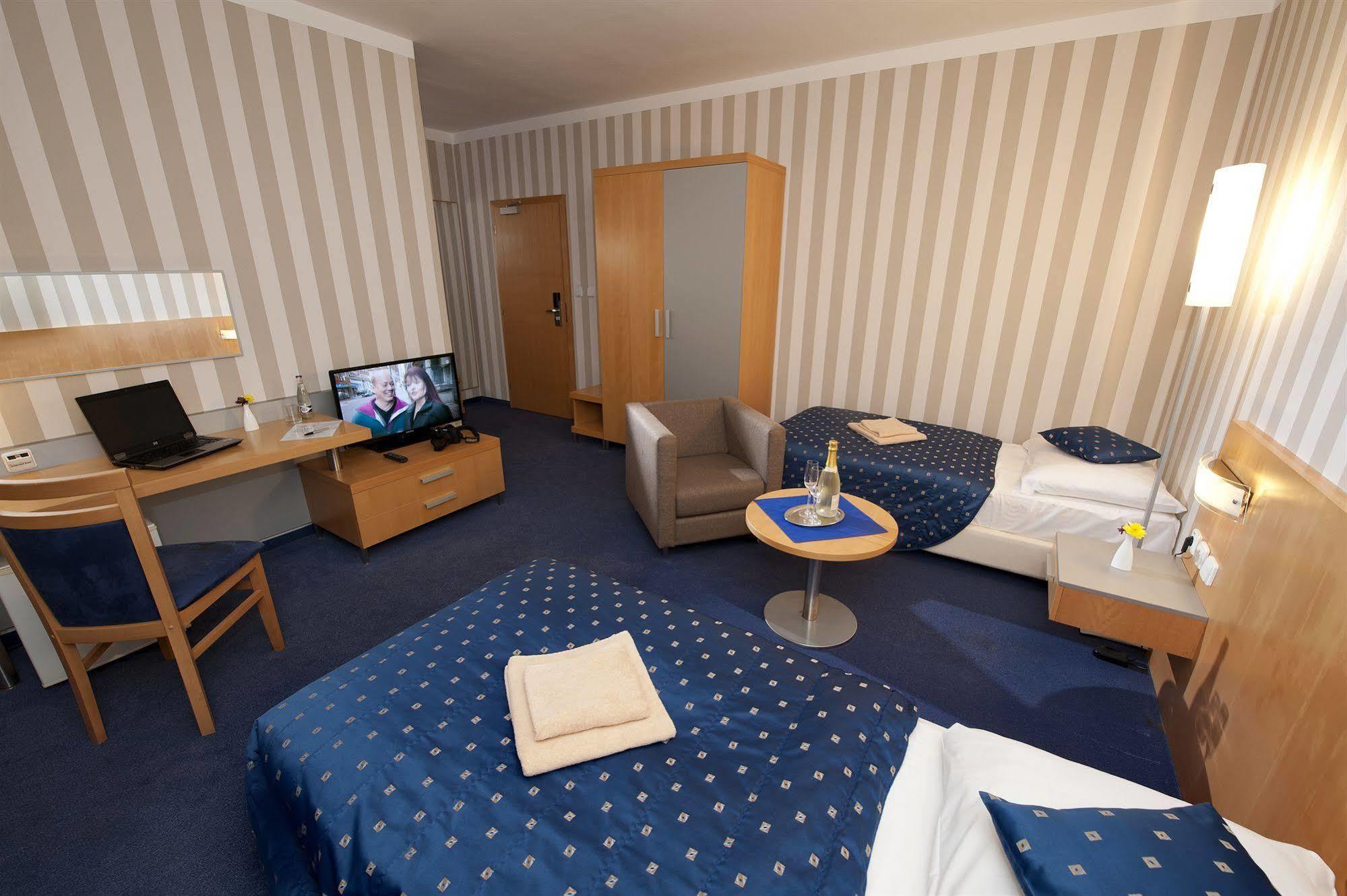 Hotel Blue 3*