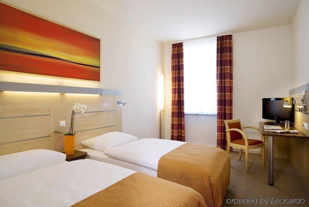 Vienna House Easy By Wyndham Hotel