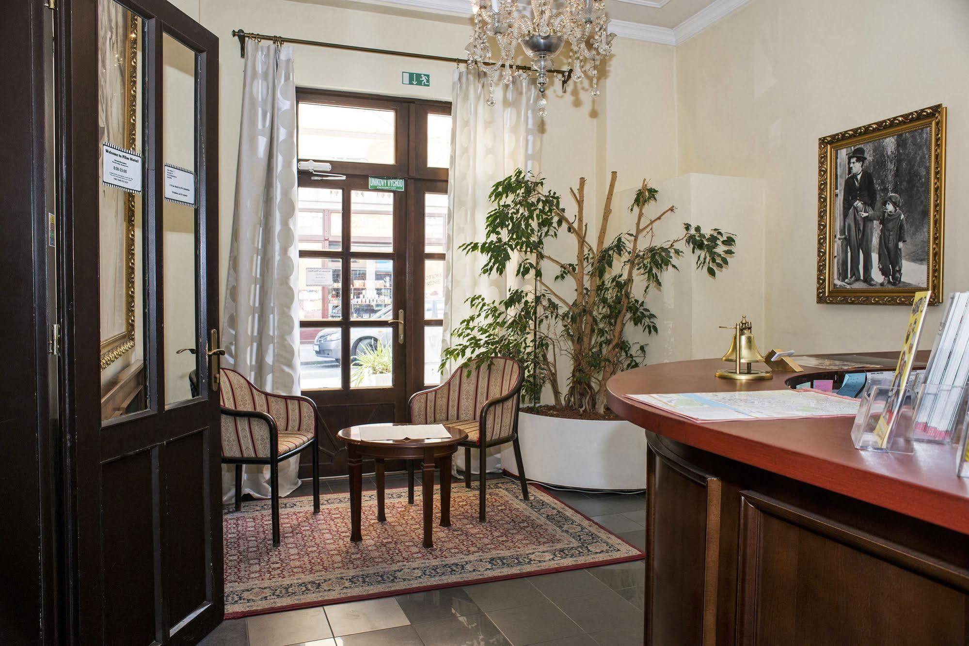Film Hotel 3*