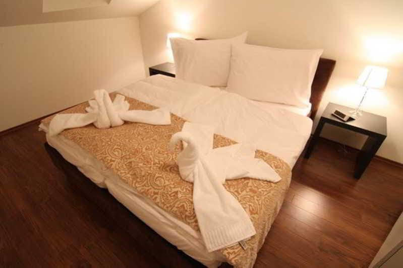 Virgo Hotel