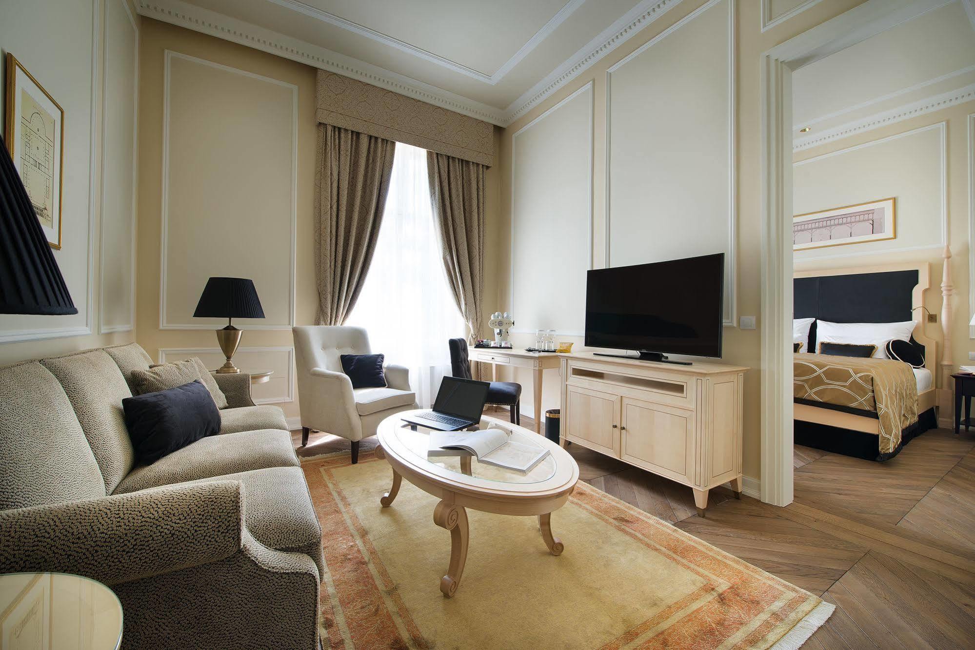 Wilson Palace By Loft Bratislava