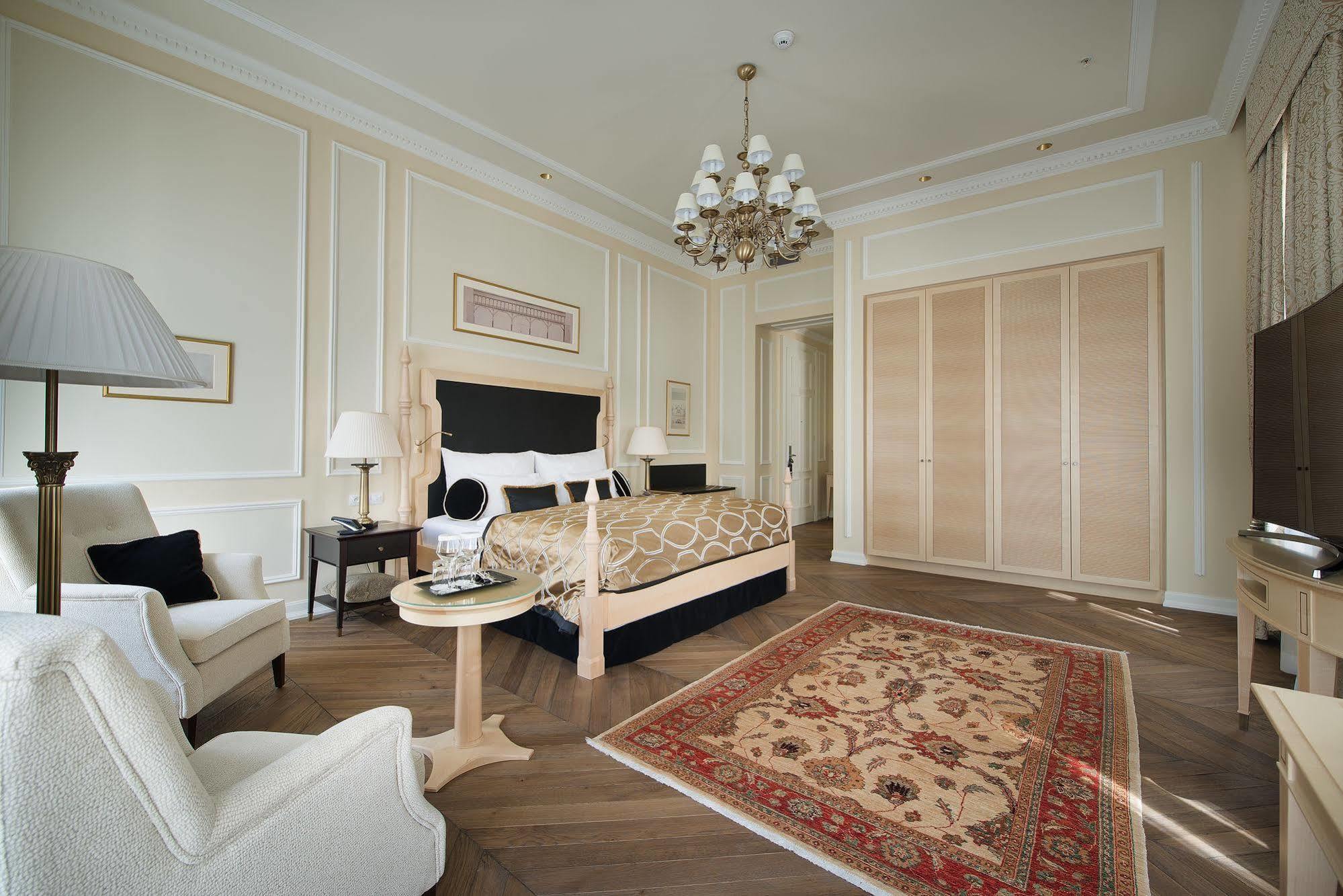 Hotel Wilson Palace By Loft Bratislava