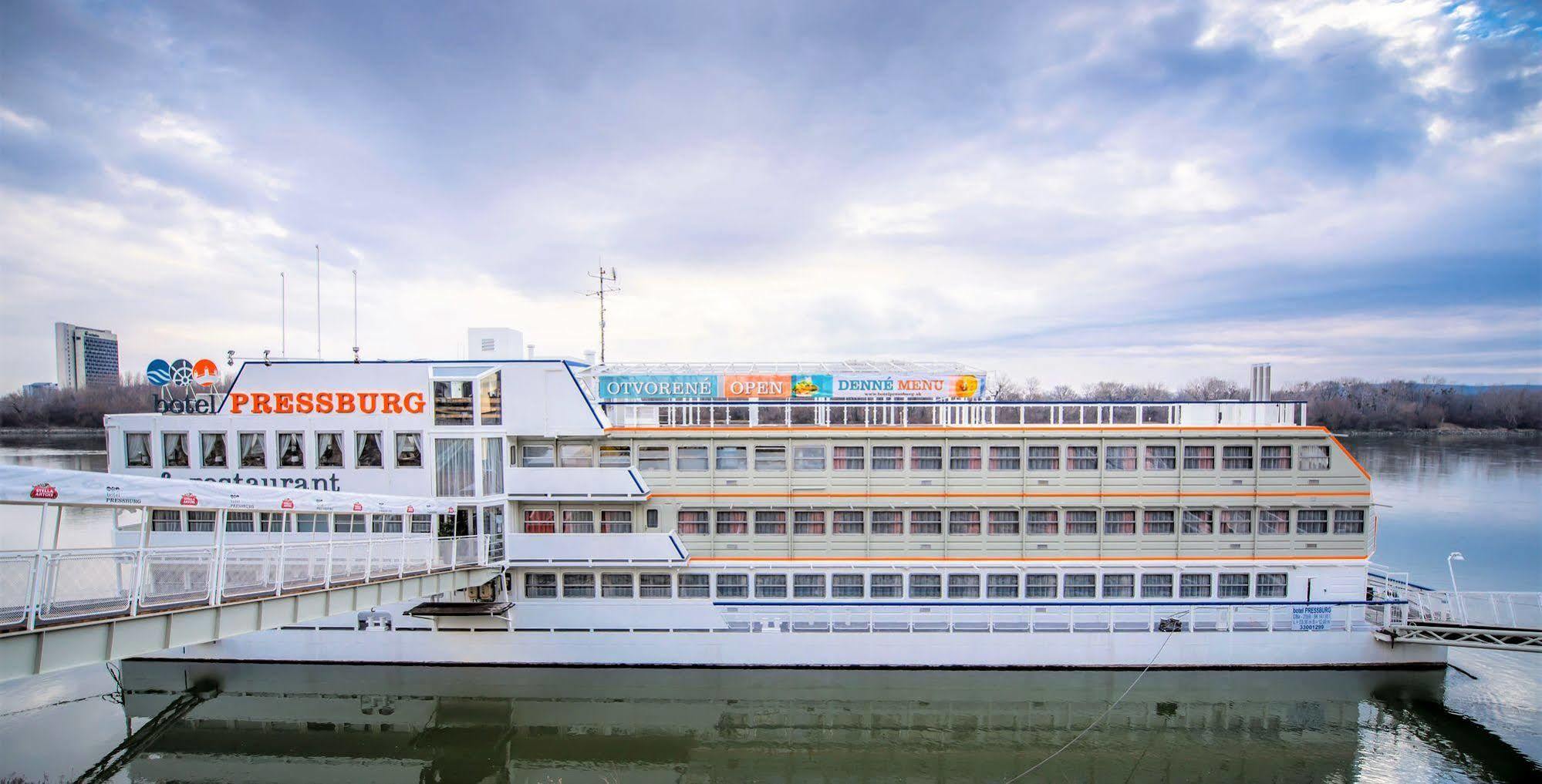 Pressburg Hotel