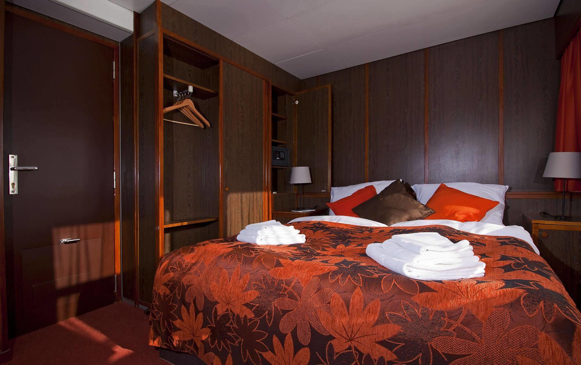 Pressburg 3*