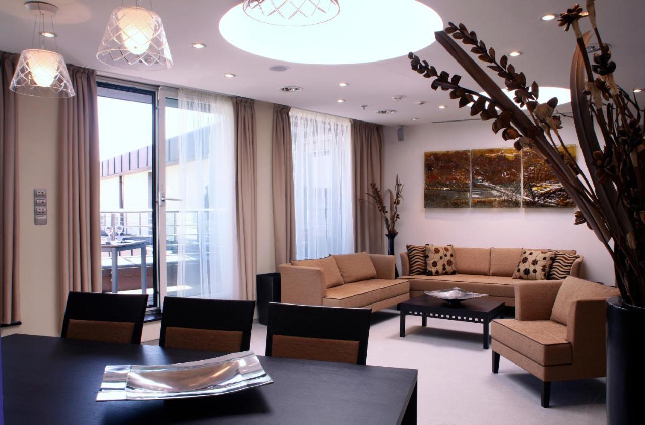 Radisson Blu Carlton Hotel, 4* Bratislava