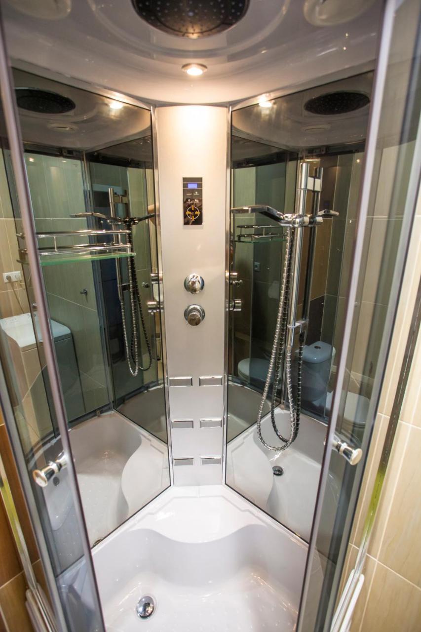 Petrzalka Air-conditioned 24h Check-in Apartment Bratislava