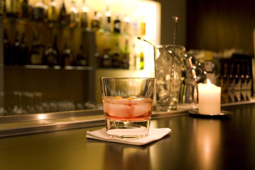 Avance Hotel