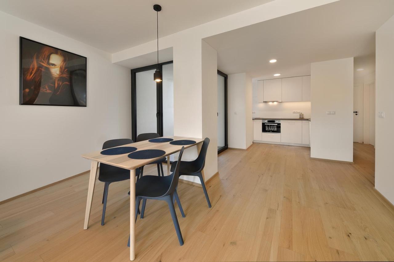Smart & Living By Ambiente *
