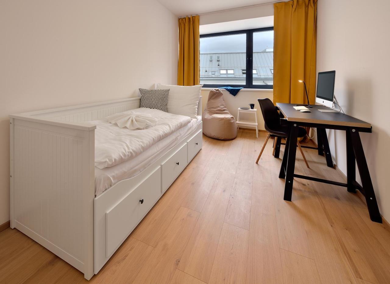 Smart & Living By Ambiente Apartment Pressburg