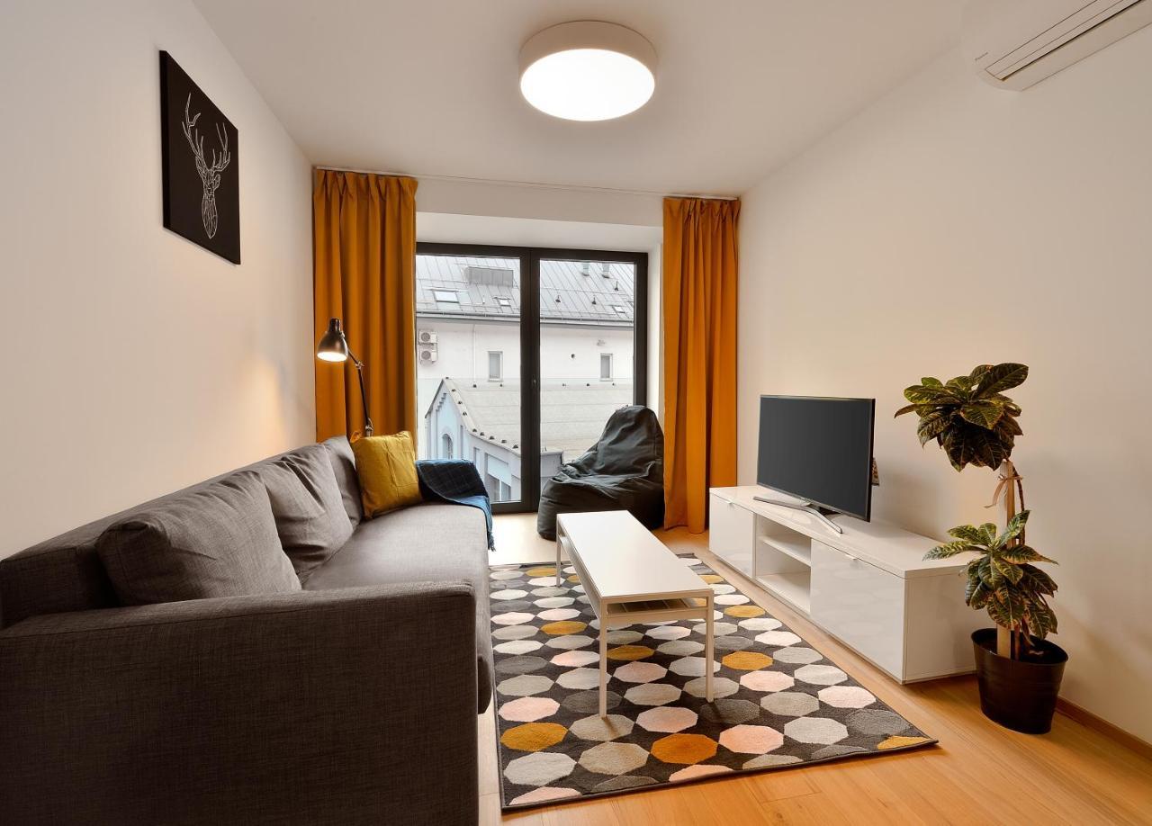 Apartment Smart & Living By Ambiente