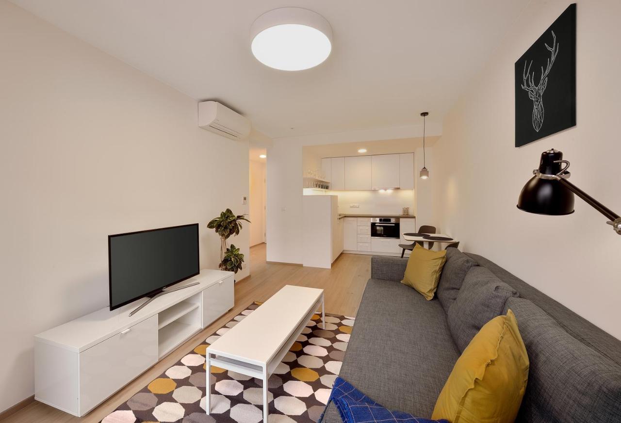 Smart & Living By Ambiente *