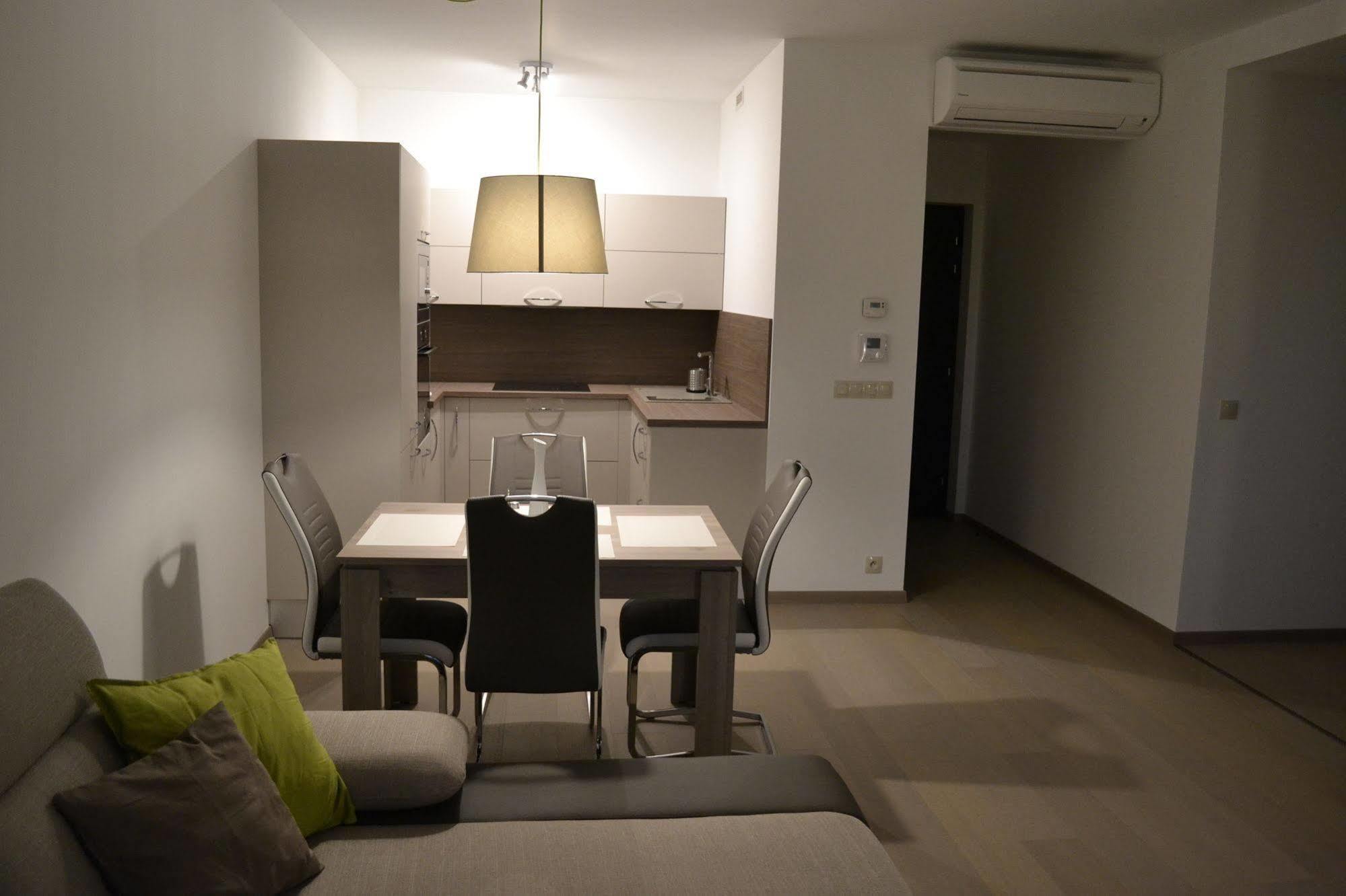 Panorama Apartment *