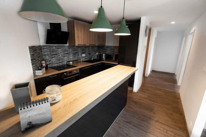 Old Town Luxury In Heart Of Apartment *