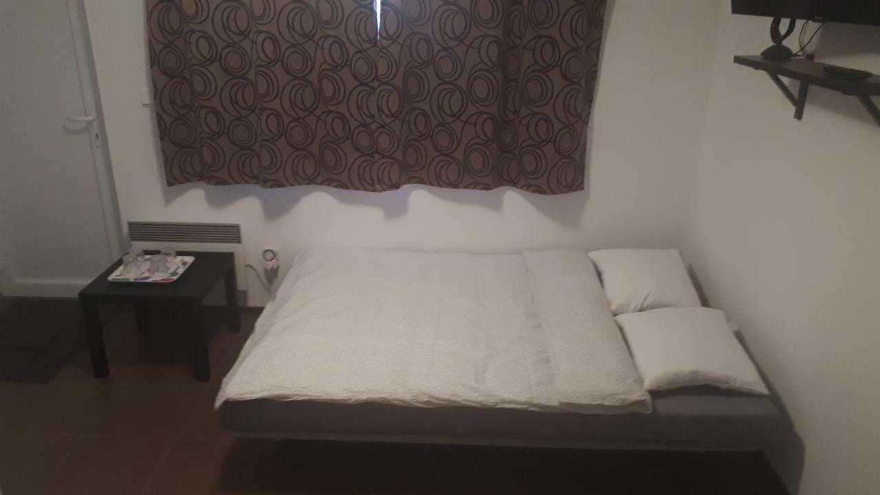 - Sukromie V Meste Apartment Bratislava