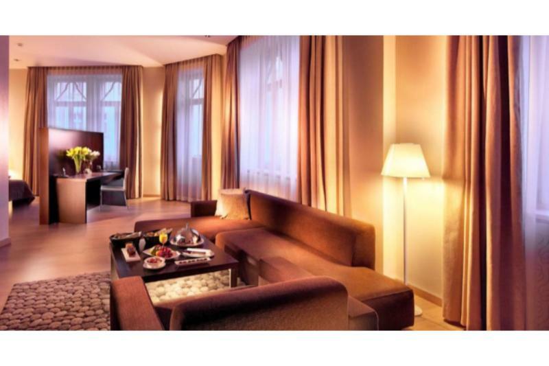 Roset & 4* Bratislava