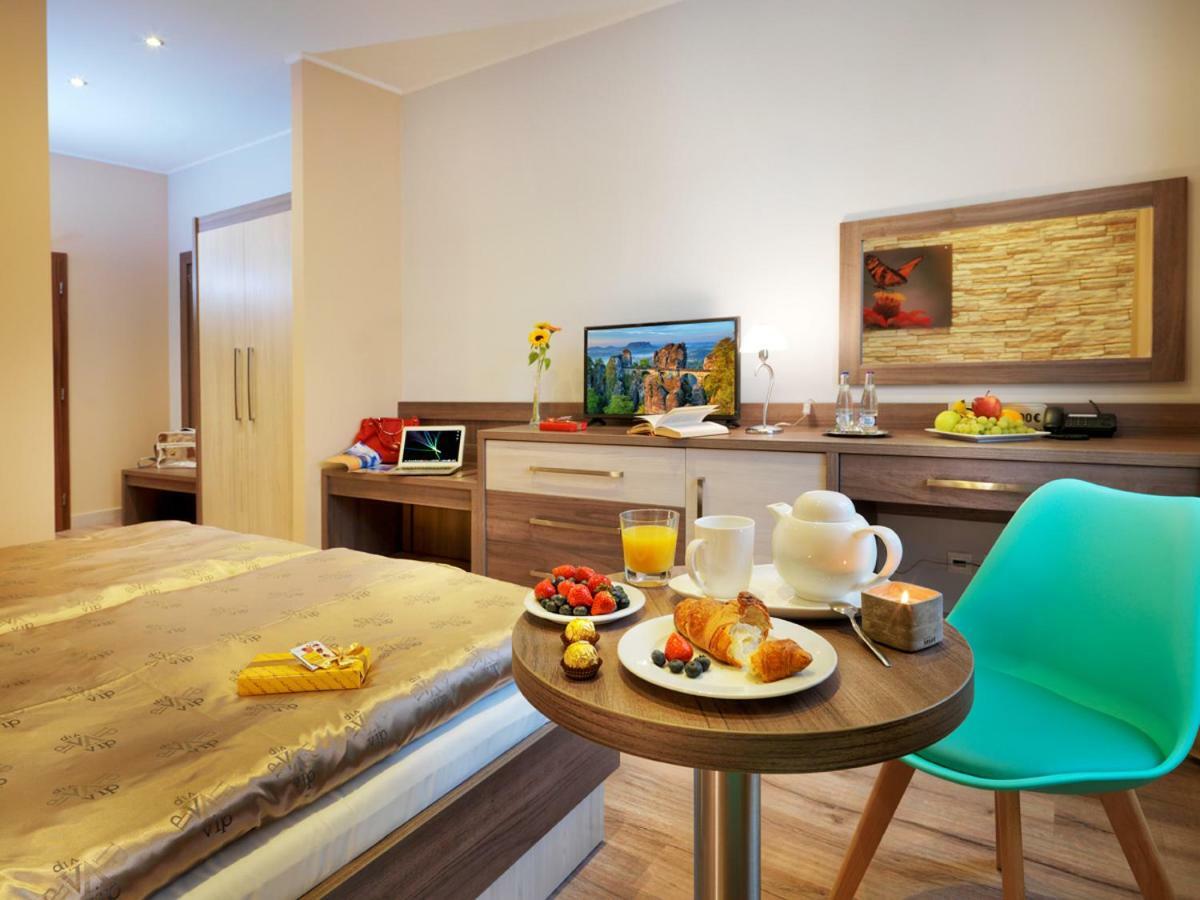 Hotel Viktor 3*